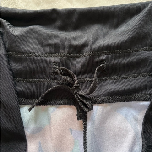 NWT Roxy Endless Summer Floral Printed Board Shorts Swim Women’s XXL Bikini Surf - Picture 8 of 9